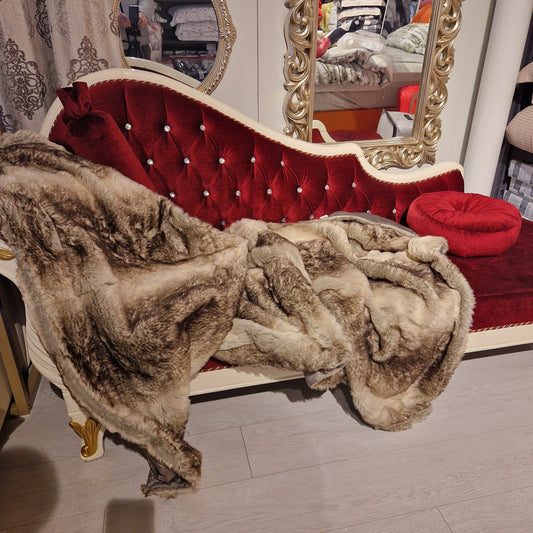 Pătură Moale 160x200cm, Imitatie Blană, Față Catifelată din Acril, Spate Poliester, Model PB6