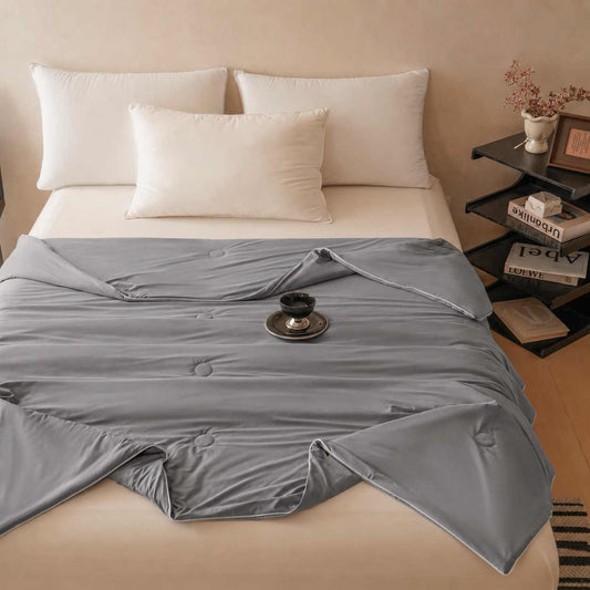 Pilotă de Vară Luxury 200x230 cm, Efect Mătase, Umplutură Siliconizată – Gri Argintiu